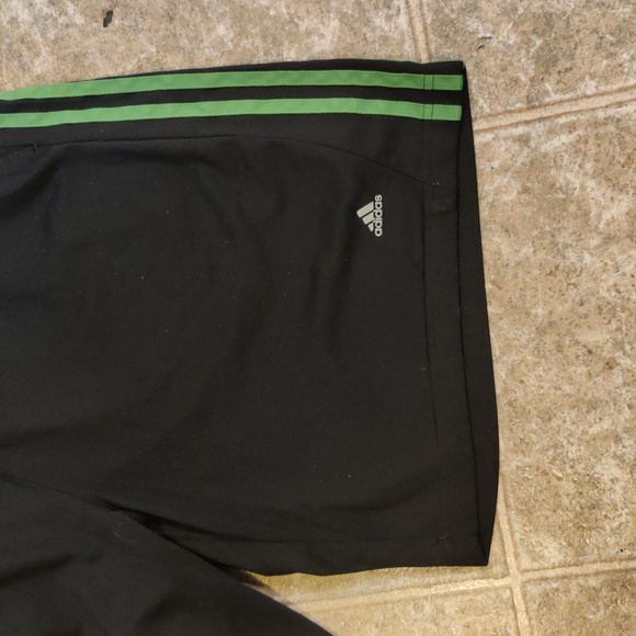 Adidas Shorts for men - Picture 2 of 3